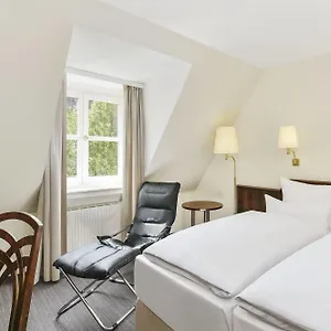 Hotel Kloesterle - In Kuerze Elaya Kloesterle, Noerdlingen